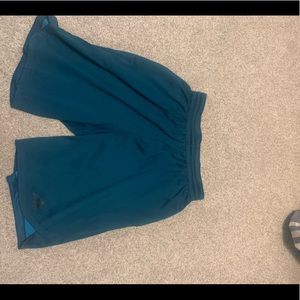 Adidas shorts mens M